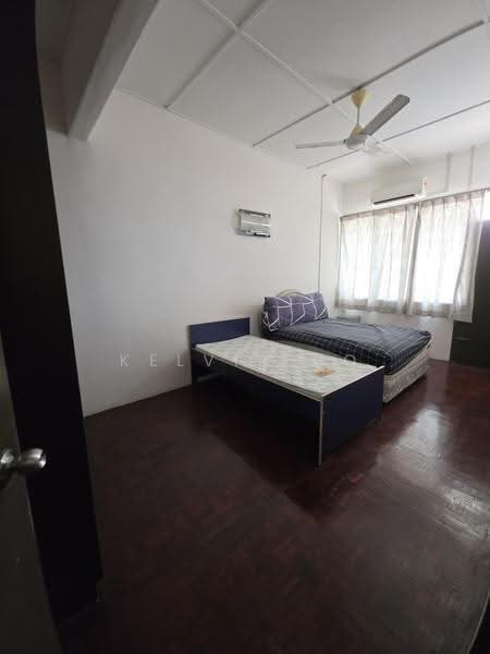 Rumah Teres 2-Tingkat untuk Dijual di Happy Garden (Kuchai Lama) - Kelvin Ho - Bedroom - PropertyGuru.com.my