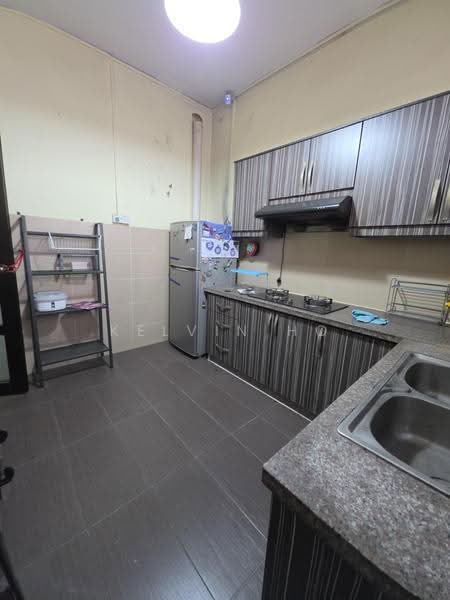 Rumah Teres 2-Tingkat untuk Dijual di Happy Garden (Kuchai Lama) - Kelvin Ho - Kitchen - PropertyGuru.com.my