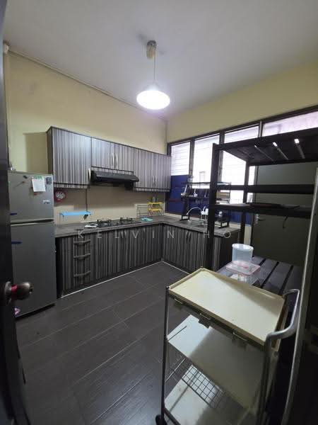 Rumah Teres 2-Tingkat untuk Dijual di Happy Garden (Kuchai Lama) - Kelvin Ho - Kitchen - PropertyGuru.com.my