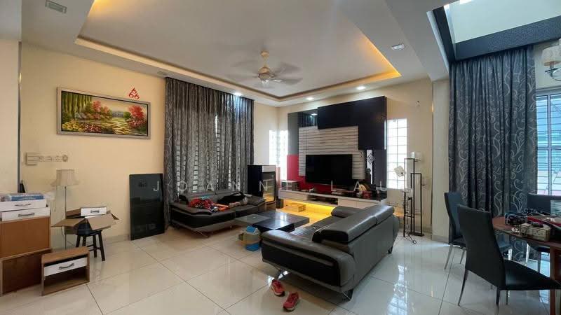 Rumah Kluster untuk Dijual di Taman Nusa Bestari (Iskandar Puteri (Nusajaya)) - Joanne Lau - Living Room - PropertyGuru.com.my