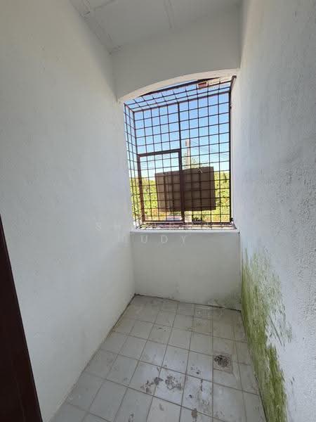 Rumah Teres 2-Tingkat untuk Dijual di Sepang (Selangor) - Shaiful Rudy - Balcony - PropertyGuru.com.my