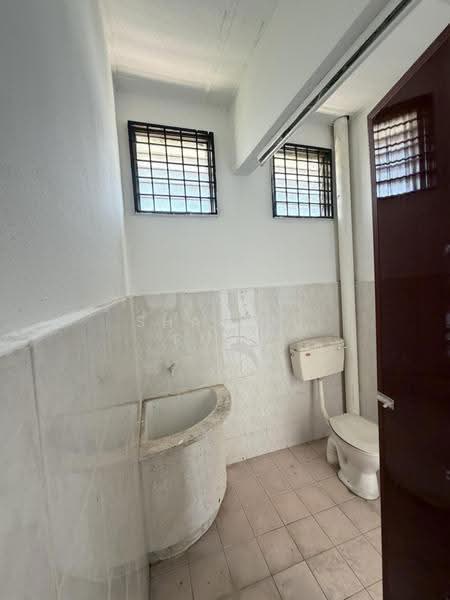 Rumah Teres 2-Tingkat untuk Dijual di Sepang (Selangor) - Shaiful Rudy - Bathroom - PropertyGuru.com.my