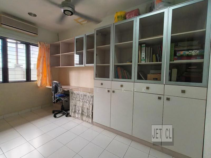 Rumah Teres 2-Tingkat untuk Dijual di Bandar Bukit Raja (Klang) - Daniel Kok - Study - PropertyGuru.com.my