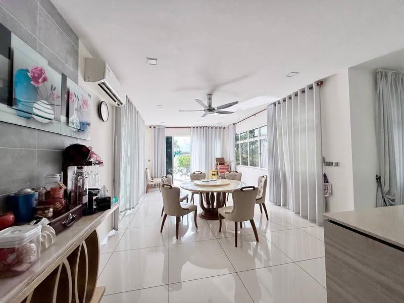 Bungalow House untuk Dijual di Horizon Hills (Iskandar Puteri (Nusajaya)) - Arshad . - Dining Room - PropertyGuru.com.my
