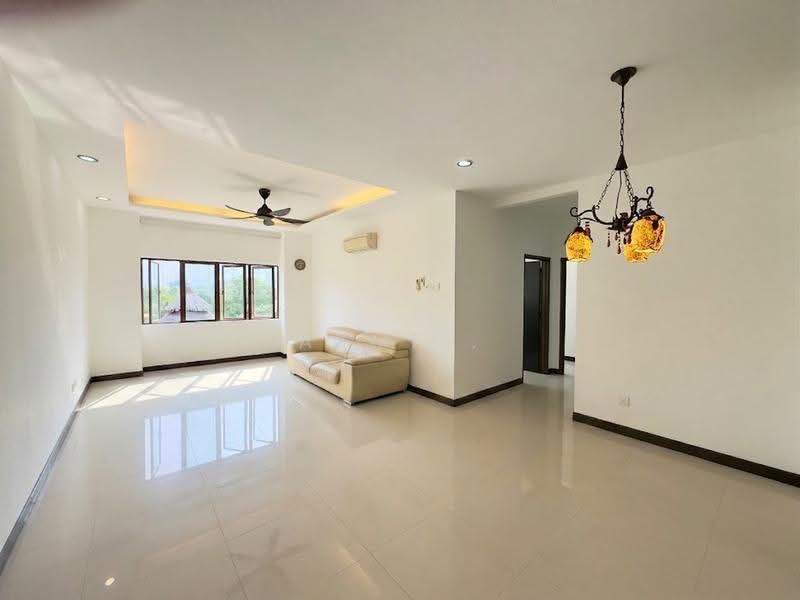 Pangsapuri untuk Dijual di Desa Idaman Residences - Azmi . - Living Room - PropertyGuru.com.my