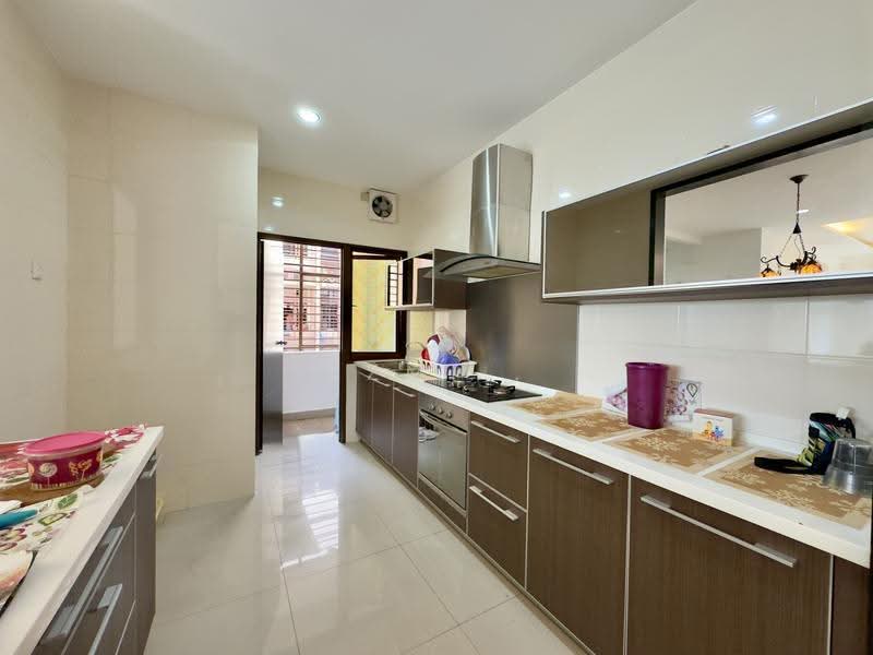 Pangsapuri untuk Dijual di Desa Idaman Residences - Azmi . - Kitchen - PropertyGuru.com.my