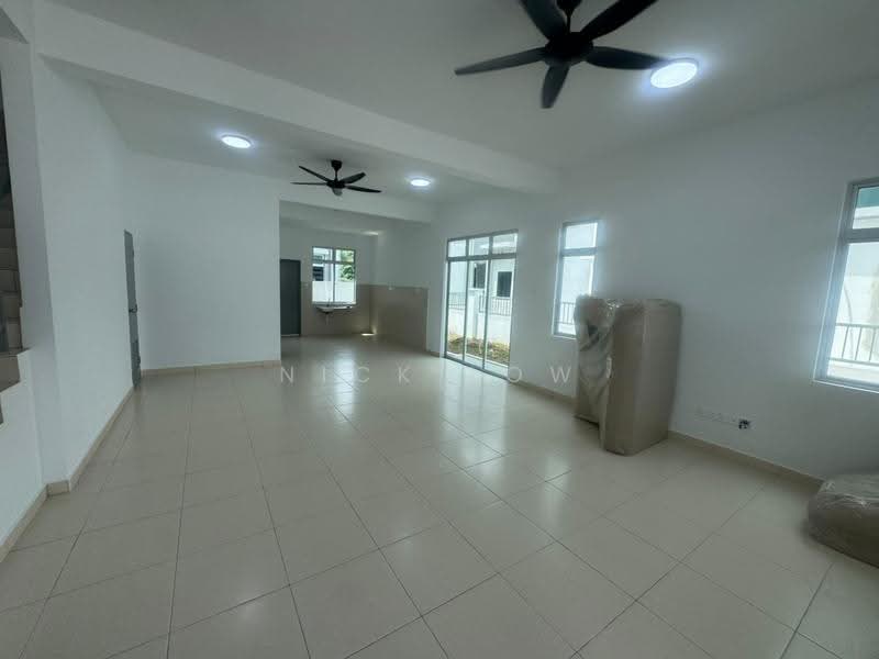 Cluster House for Rent in Pontian (Johor) - Nick Low - Living Room - PropertyGuru.com.my