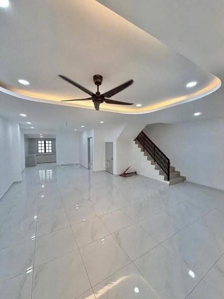 Rumah Teres 2-Tingkat untuk Dijual di Taman Desa Tebrau (Tebrau) - Coco Lee - Living Room - PropertyGuru.com.my