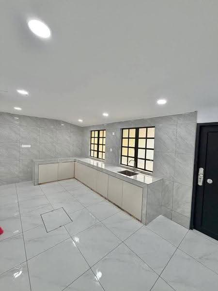 Rumah Teres 2-Tingkat untuk Dijual di Taman Desa Tebrau (Tebrau) - Coco Lee - Kitchen - PropertyGuru.com.my