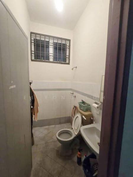 Rumah Teres 2-Tingkat untuk Dijual di Bandar Selesa Jaya (Skudai) - Ee Fong Toh - Bathroom - PropertyGuru.com.my