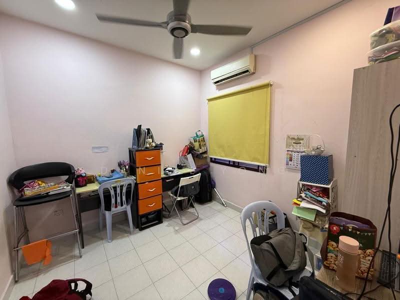 Rumah Teres 2-Tingkat untuk Dijual di Taman Sierra Perdana (Masai) - Daniel Yong - Bedroom - PropertyGuru.com.my