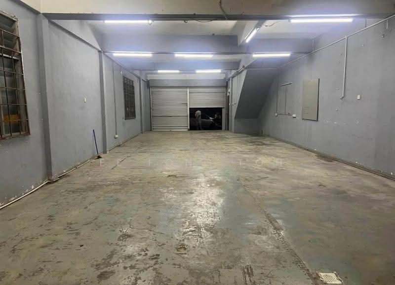 Shop / Office for Sale in Taman Puteri Wangsa (Ulu Tiram) - Ee Fong Toh - Interior - PropertyGuru.com.my