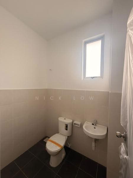2-storey Terraced House for Rent in Kangkar Pulai (Skudai) - Nick Low - Bathroom - PropertyGuru.com.my