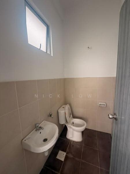 2-storey Terraced House for Rent in Kangkar Pulai (Skudai) - Nick Low - Bathroom - PropertyGuru.com.my