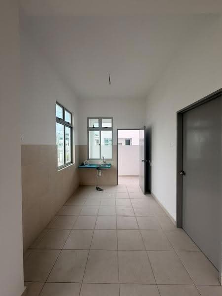 2-storey Terraced House for Rent in Kangkar Pulai (Skudai) - Nick Low - Kitchen - PropertyGuru.com.my