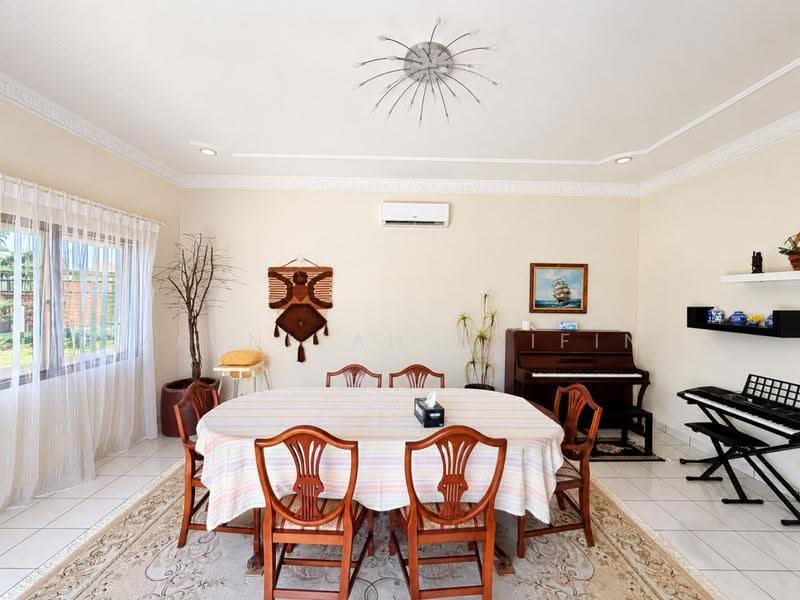 Bungalow House untuk Dijual di Taman Tanjung (Port Dickson) - Masnizah Arifin - Dining Room - PropertyGuru.com.my