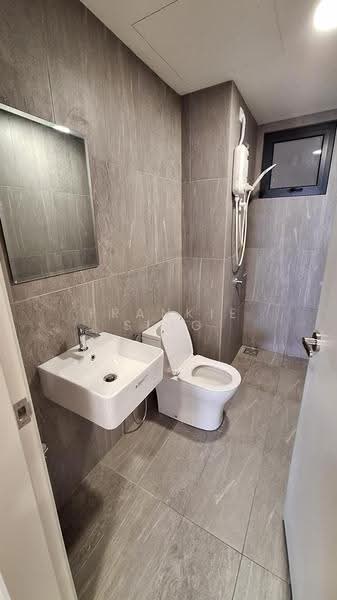 Kediaman Servis untuk Disewa di Savvy @ Riana Dutamas - Frankie Sing - Bathroom - PropertyGuru.com.my