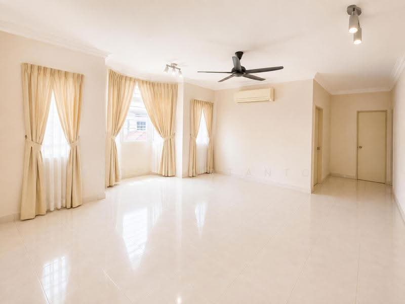 Rumah Teres 2.5-Tingkat untuk Dijual di Kapar (Selangor) - Rudy Hartanto - Living Room - PropertyGuru.com.my