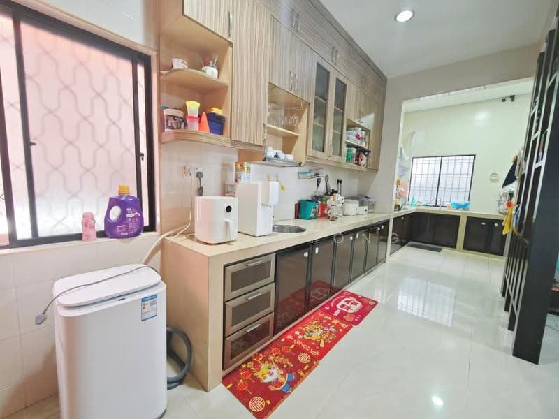 Semi-Detached House for Sale in Kulai (Johor) - Daniel Yong - Kitchen - PropertyGuru.com.my