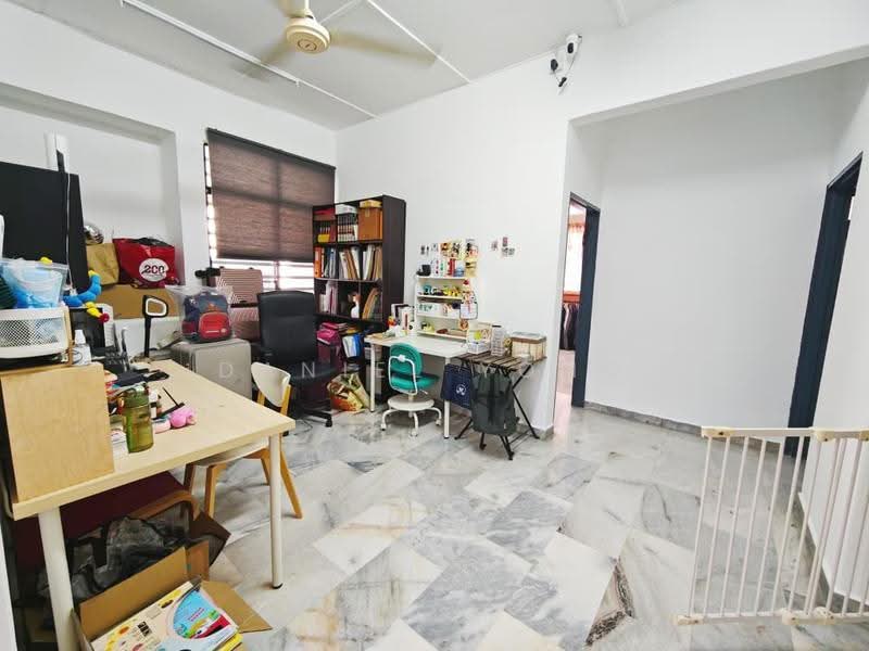 Semi-Detached House for Sale in Kulai (Johor) - Daniel Yong - Study - PropertyGuru.com.my