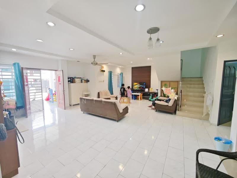 Semi-Detached House for Sale in Kulai (Johor) - Daniel Yong - Living Room - PropertyGuru.com.my