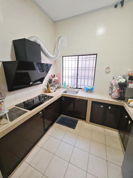 Semi-Detached House for Sale in Kulai (Johor) - Daniel Yong - Kitchen - PropertyGuru.com.my