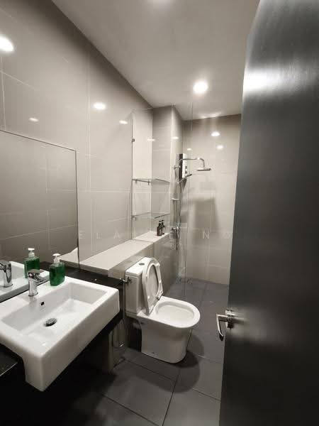 Service Residence for Sale at Sunway Grid Residence - Elaine Ng - Bathroom - PropertyGuru.com.my