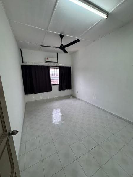 Shop / Office untuk Disewa di Taman Johor Jaya (Johor Bahru) - Eric Seah - PropertyGuru.com.my