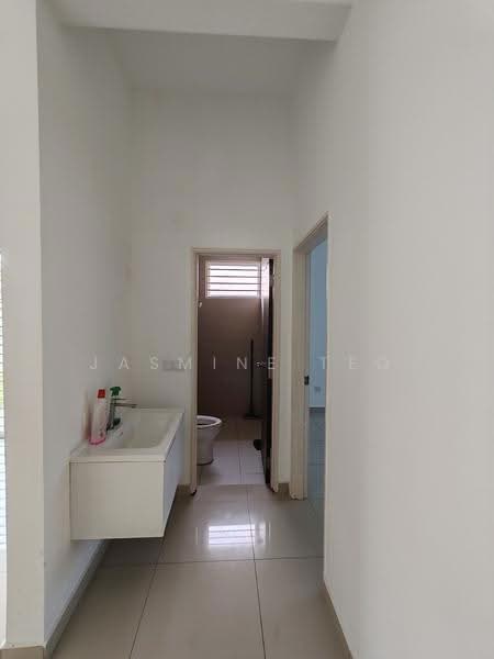 Semi-Detached House for Rent in Setia Impian (Setia Alam) - Jasmine Teo - Bathroom - PropertyGuru.com.my