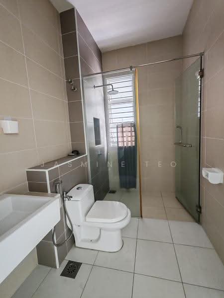 Semi-Detached House for Rent in Setia Impian (Setia Alam) - Jasmine Teo - Bathroom - PropertyGuru.com.my