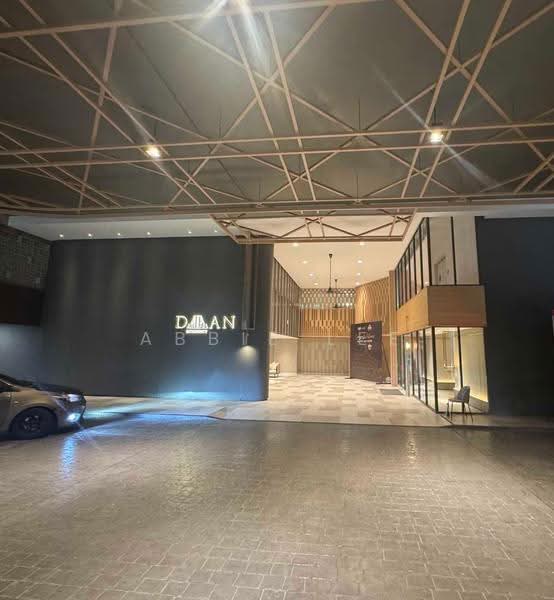 Kediaman Servis untuk Disewa di Residensi Dian II - Abbie Lee - Entrance - PropertyGuru.com.my