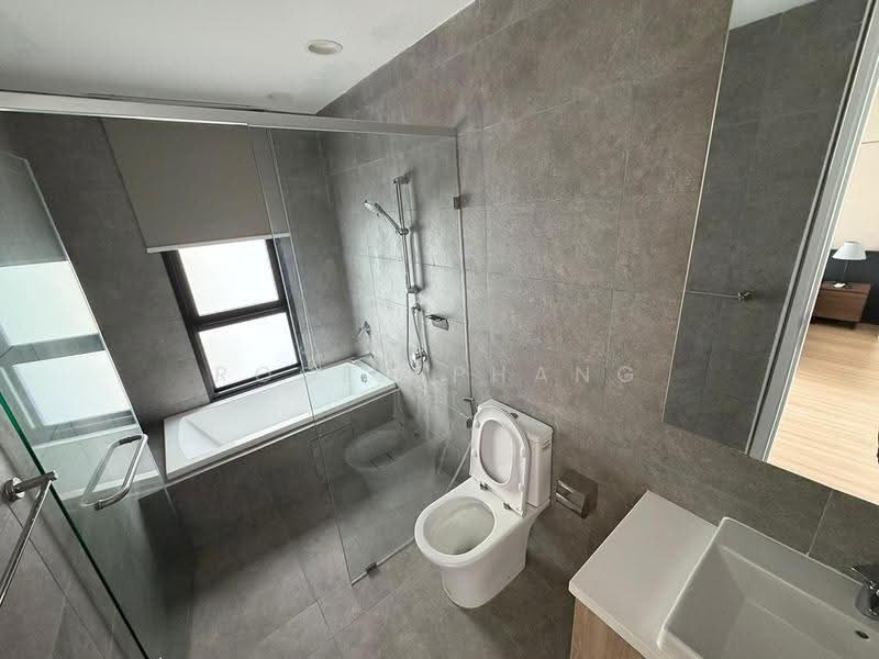 Kediaman Servis untuk Disewa di Kami - Roger Phang - Bathroom - PropertyGuru.com.my