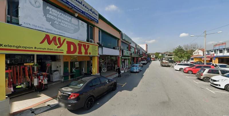 Kedai untuk Dijual di Batu Caves (Selangor) - King Wha - Exterior - PropertyGuru.com.my