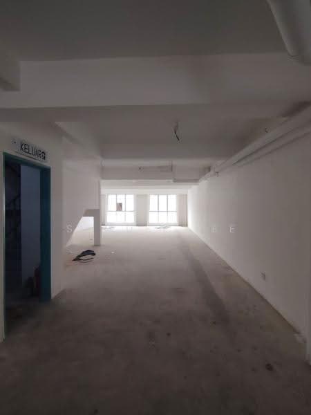 Office for Sale in Pulau Melaka (Melaka City) - Samuel Lee - Interior - PropertyGuru.com.my