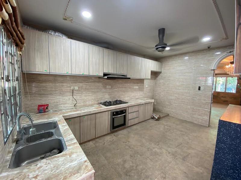 Rumah Teres untuk Dijual di Taman Semenyih Mewah (Semenyih) - Eddy TAN - Kitchen - PropertyGuru.com.my