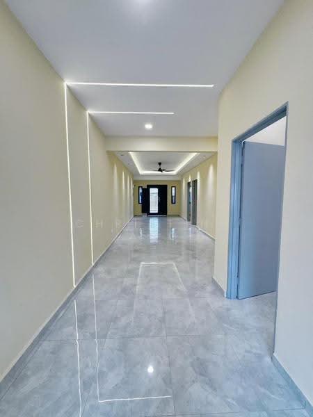 1-storey Terraced House for Sale in Taman Johor Jaya (Johor Bahru) - Christina Ang - Corridor - PropertyGuru.com.my