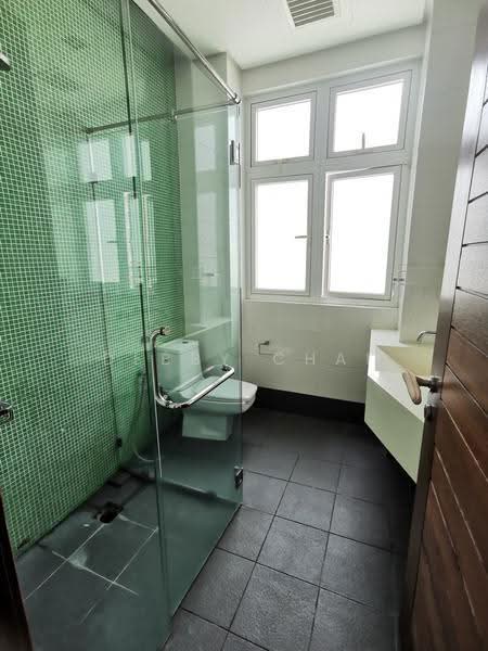 Bungalow House for Rent in Country Heights Damansara (Kuala Lumpur) - Debby Chai - Bathroom - PropertyGuru.com.my