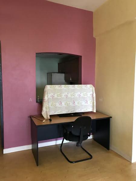 Service Residence for Sale at Mayfair - Alvin Seah - Study - PropertyGuru.com.my