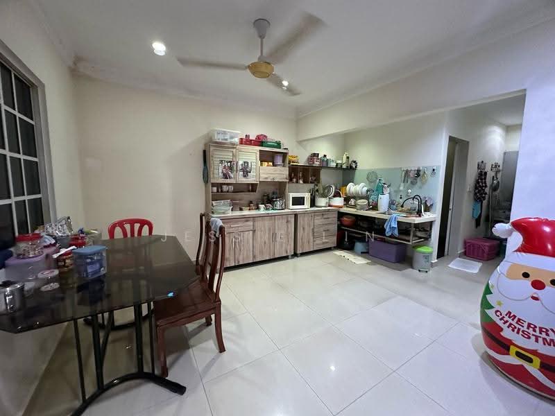 1-storey Terraced House for Sale in Kampung Tunku (Petaling Jaya) - Jessie Lin - Kitchen - PropertyGuru.com.my