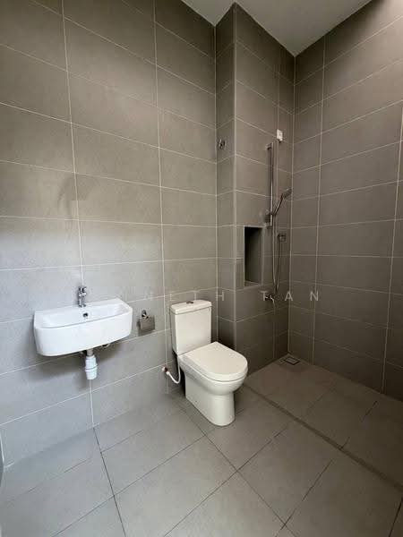 2-storey Terraced House for Sale in Bandar Sri Alam (Johor Bahru) - Kenneth Tan - Bathroom - PropertyGuru.com.my