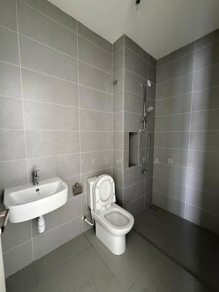 2-storey Terraced House for Sale in Bandar Sri Alam (Johor Bahru) - Kenneth Tan - Bathroom - PropertyGuru.com.my