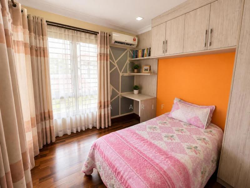 Bungalow House for Sale in Kampung Salak Tinggi (Sepang) - BILYA ARIFF - PropertyGuru.com.my