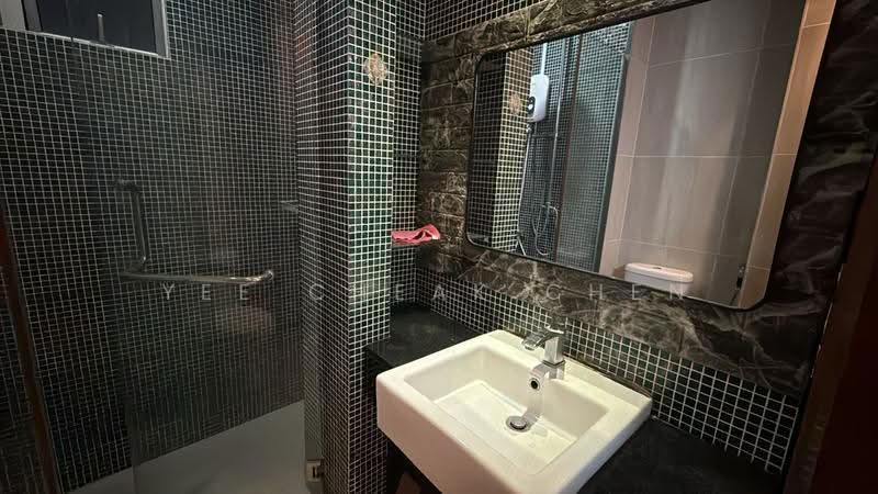 Kediaman Servis untuk Disewa di E-Tiara - Yee Cheak Chen - Bathroom - PropertyGuru.com.my