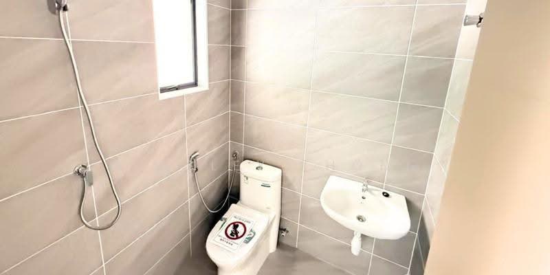 Rumah Teres untuk Dijual di Taman Desa Tambun (Tambun) - Ainsley Thong - Bathroom - PropertyGuru.com.my