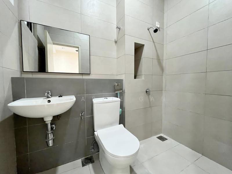 Rumah Teres 2-Tingkat untuk Disewa di Telok Panglima Garang (Selangor) - Charlie Gan - Bathroom - PropertyGuru.com.my