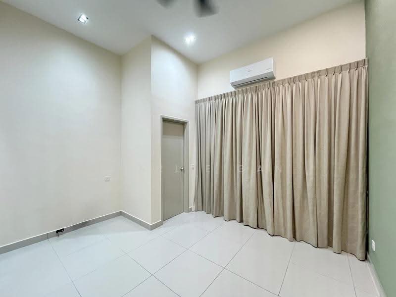 Rumah Teres 2-Tingkat untuk Disewa di Telok Panglima Garang (Selangor) - Charlie Gan - Interior - PropertyGuru.com.my