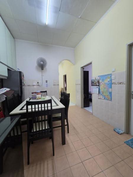 Terraced House for Sale in Taman Mutiara Rini (Skudai) - Arshad . - Kitchen - PropertyGuru.com.my