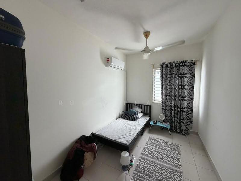 Apartment for Sale at Seri Jati - Roger Phang - Bedroom - PropertyGuru.com.my