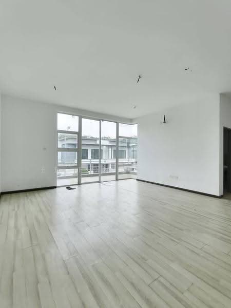 Rumah Kluster untuk Dijual di Austin Heights (Tebrau) - Ee Fong Toh - Living Room - PropertyGuru.com.my