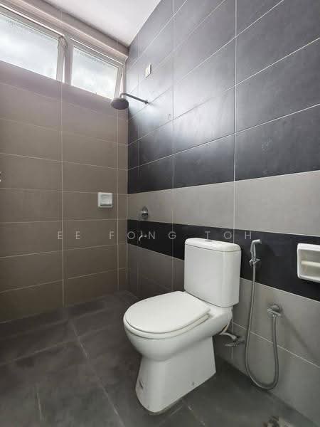 Rumah Kluster untuk Dijual di Austin Heights (Tebrau) - Ee Fong Toh - Bathroom - PropertyGuru.com.my